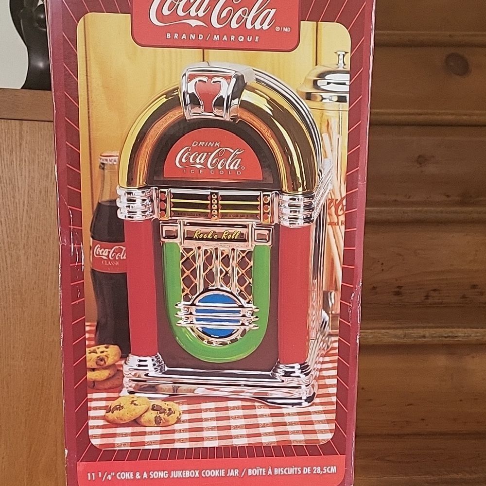 Coca-Cola Retro Jukebox Cookie Jar in Red and Green